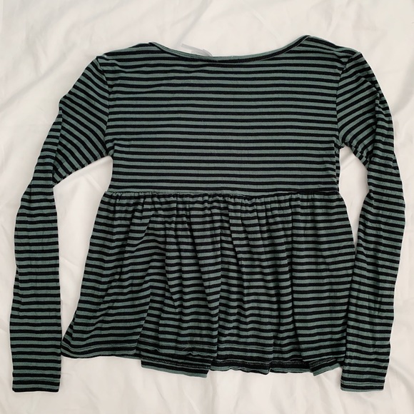 Urban outfitters top!! - Picture 3 of 5